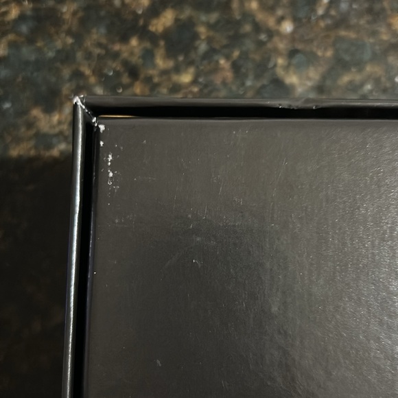 Dolce & Gabbana empty "Devotion" box - Picture 3 of 13